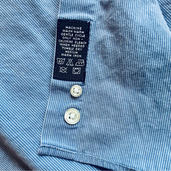 🌟FINAL PRICE🌟 DKNY Long Sleeve - Picture 7 of 7